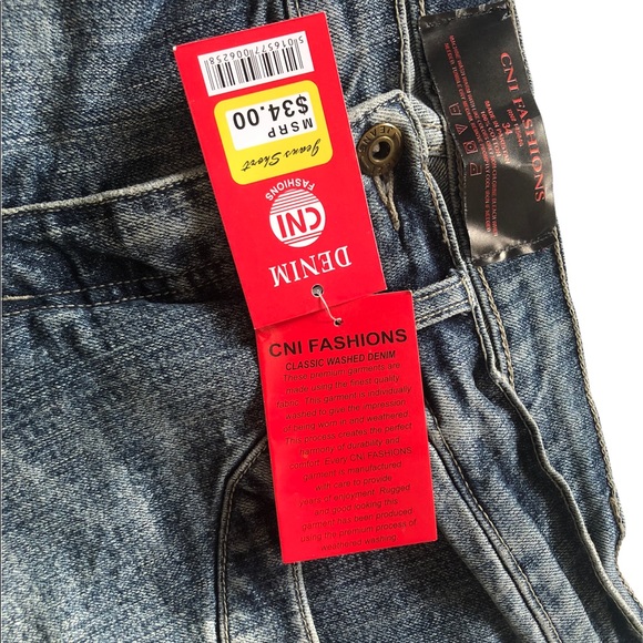 CNI Fashion Classic Wash High Waisted Denim Jean Shorts - Picture 4 of 7